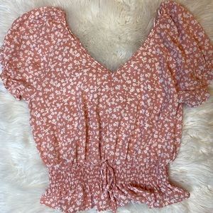 Women’s mid-crop top